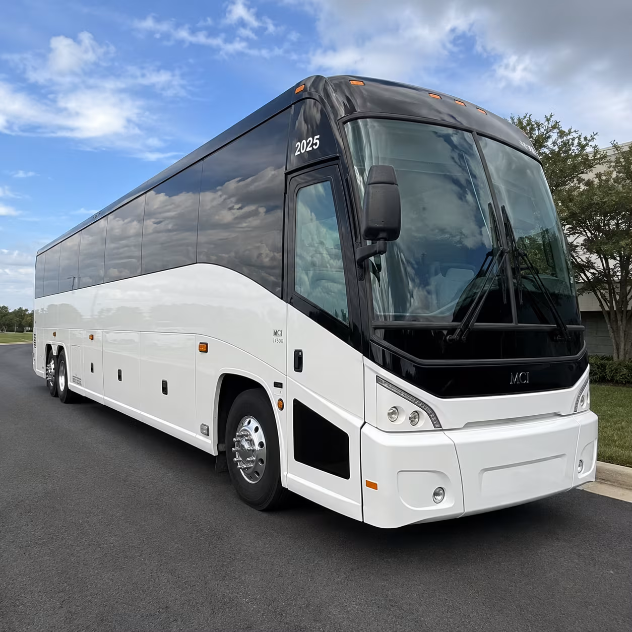 convention and conference shuttle buses from lakewood