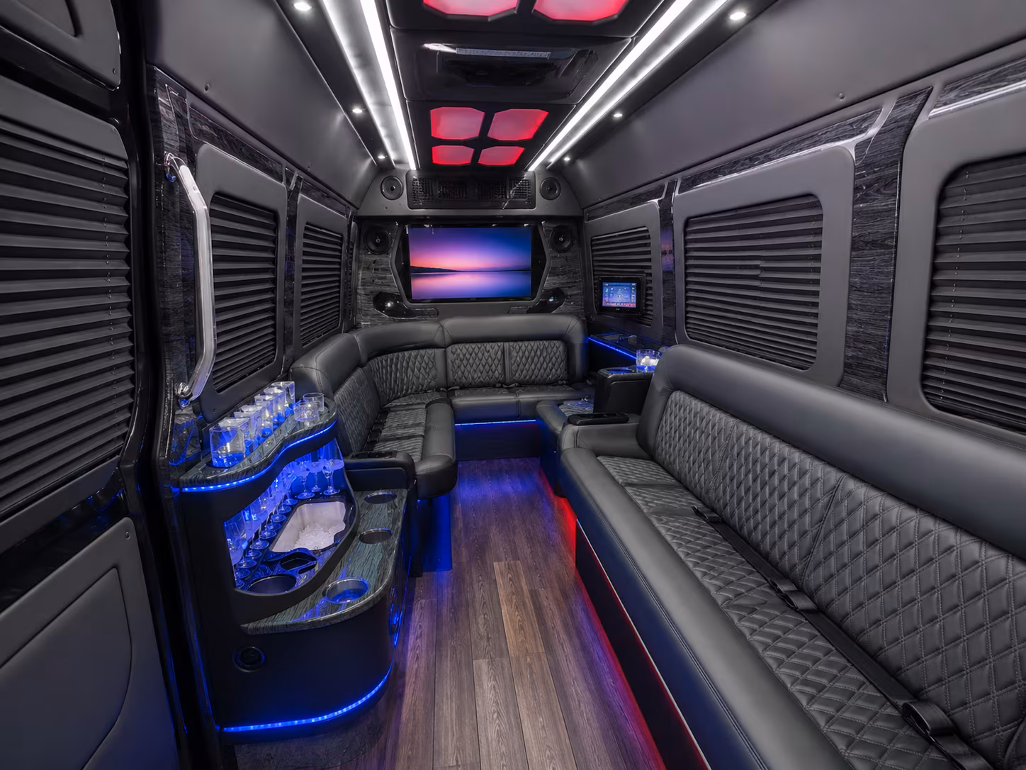 passover seder and holiday event buses for lakewood groups