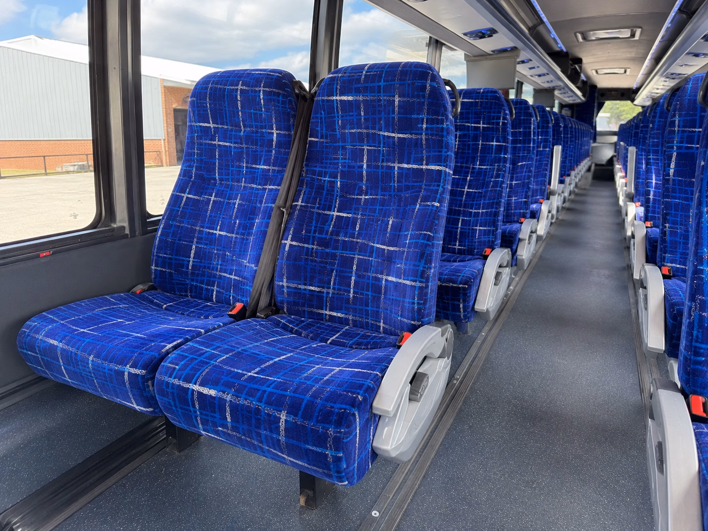 sharrott winery and valenzano bus rentals from lakewood